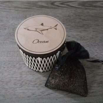 Intra απο ξύλο plywood 3mm-4mm πάχος - Κιβώτιο κύκλου μεντεσέδων Δίασταση 30x30 cm Intraeaxys-91jd8w51 - Image 1