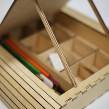 Intra απο ξύλο plywood 3mm-4mm πάχος - Κουτί αποθήκευσης για μαθητές Δίασταση 30x30 cm Intraeaxys-r1z2pdp1 - Image 1