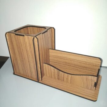 Intra απο ξύλο plywood 3mm-4mm πάχος - Βάση επαγγελματικών καρτών με θήκη μαρκαδόρου Δίασταση 30x30 cm Intraeaxys-6o3y3rj7 - Image 3