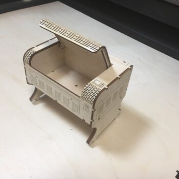 Intra απο ξύλο plywood 3mm-4mm πάχος - Κάτοχος κάρτας Δίασταση 30x30 cm Intraeaxys-075yk48o - Image 1