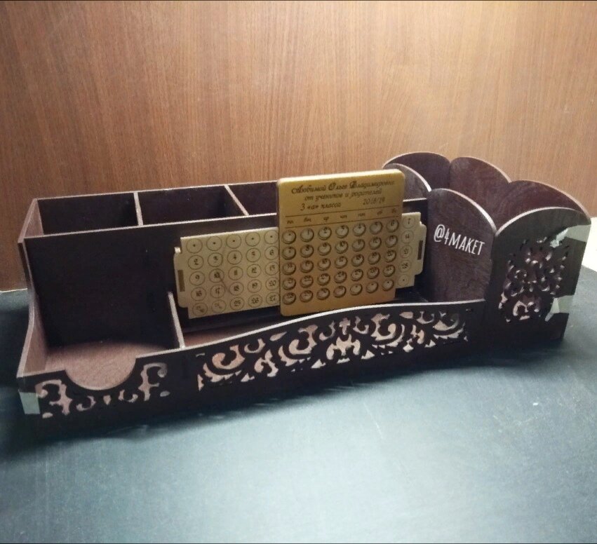 Intra απο ξύλο plywood 3mm-4mm πάχος - Creative Office Desk Organizer Δίασταση 30x30 cm Intraeaxys-joed0q51