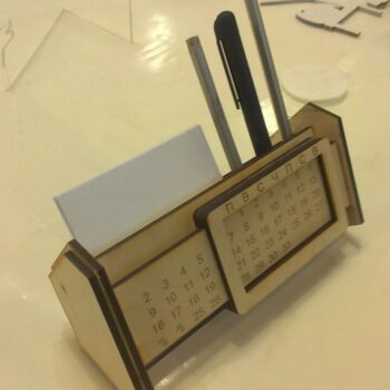 Intra απο ξύλο plywood 3mm-4mm πάχος - Ημερολόγιο Δίασταση 30x30 cm Intraeaxys-e1ggkx1l - Image 1