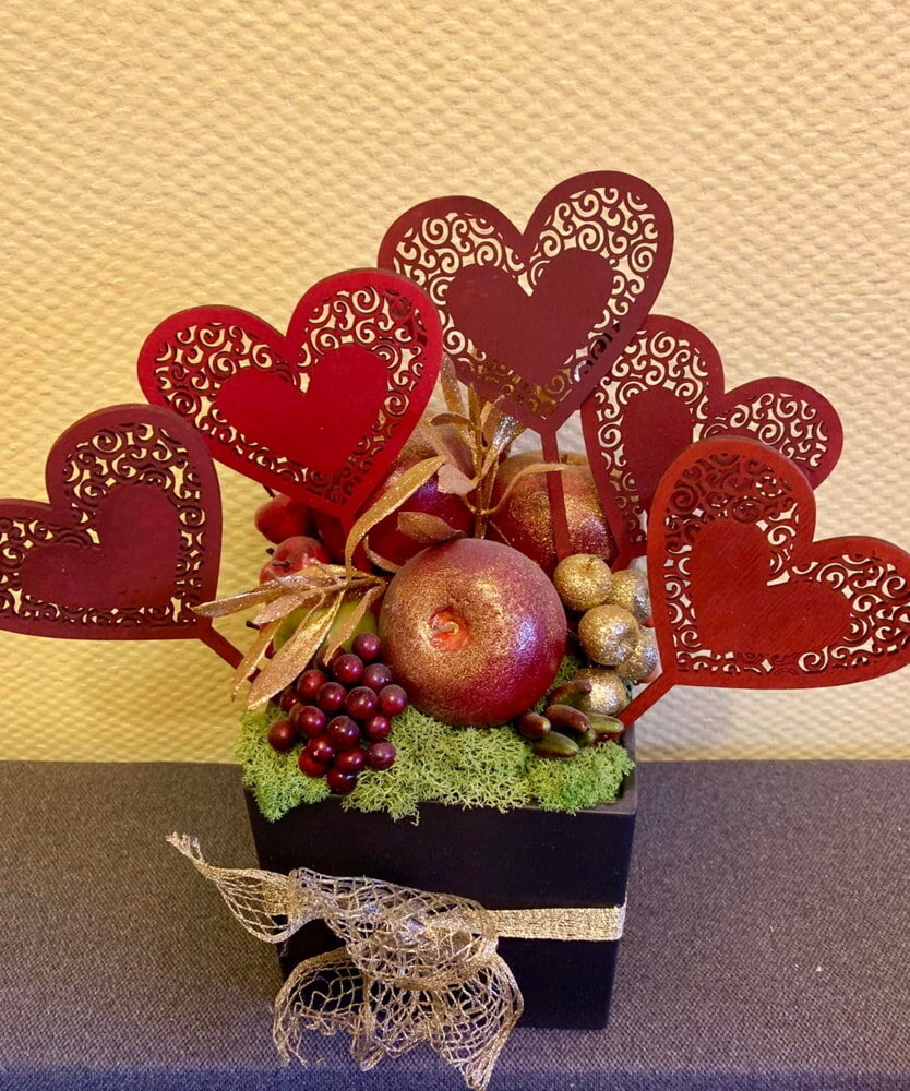 Intra απο ξύλο plywood 3mm-4mm πάχος - Τοπέρ για κέικ καρδιά Δίασταση 30x30 cm Intraeaxys-r7vmrrk7