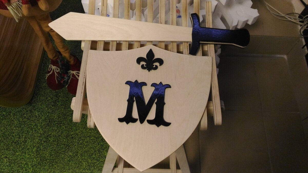 Intra απο ξύλο plywood 3mm-4mm πάχος - Σπαθί και Ασπίδα 6mm Δίασταση 30x30 cm Intraeaxys-joed60d1