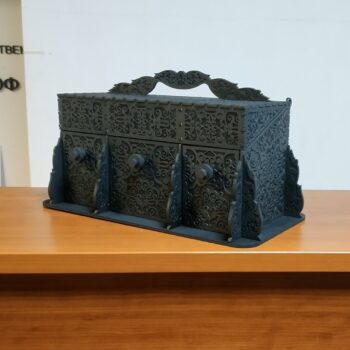 Intra απο ξύλο plywood 3mm-4mm πάχος - Σκαλιστό Διακοσμητικό Κουτί κοσμημάτων Δίασταση 30x30 cm Intraeaxys-ro6y30q7 - Image 1