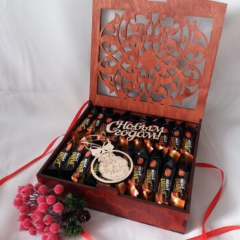 Intra απο ξύλο plywood 3mm-4mm πάχος - Κουτί δώρου Σοκολάτα Μπαχαροκουτί Κόντρα πλακέ 4mm Δίασταση 30x30 cm Intraeaxys-eoxlm8xo - Image 1