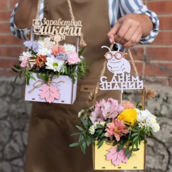 Intra απο ξύλο plywood 3mm-4mm πάχος - Ημέρα Γνώσης Ρωσία Wood Topper Δίασταση 30x30 cm Intraeaxys-yon05zp7 - Image 1