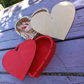 Intra απο ξύλο plywood 3mm-4mm πάχος - Love Box Κουτί σοκολάτας σε σχήμα καρδιάς Δίασταση 30x30 cm Intraeaxys-joed8v91 - Image 5