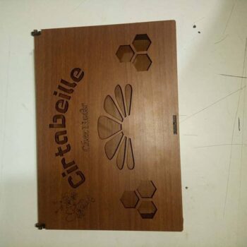 Intra απο ξύλο plywood 3mm-4mm πάχος - Ξύλινο κουτί γλυκών Δίασταση 30x30 cm Intraeaxys-d1lvpgxo - Image 1