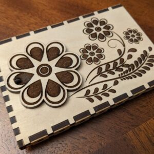 Intra απο ξύλο plywood 3mm-4mm πάχος - Πρότυπο θήκης δωροκάρτας Δίασταση 30x30 cm Intraeaxys-r1z28221