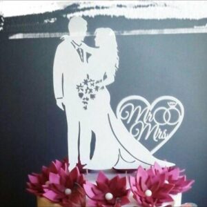 Intra απο ξύλο plywood 3mm-4mm πάχος - Παντρεμένο Ζευγάρι Νύφη και Γαμπρός Topper Δίασταση 30x30 cm Intraeaxys-r1z29gl1