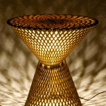 Intra απο ξύλο plywood 3mm-4mm πάχος - Επιτραπέζιο Φωτιστικό Δίασταση 30x30 cm Intraeaxys-e1gkk3mo - Image 1