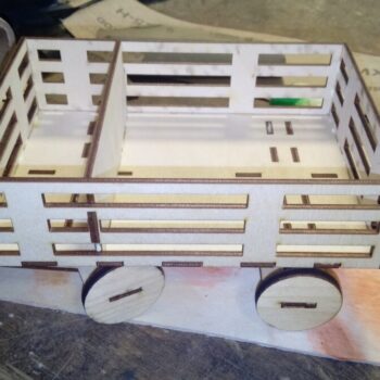 Intra απο ξύλο plywood 3mm-4mm πάχος - Θήκη χαρτοπετσέτας καροτσιού με ράφι μπαχαρικών Δίασταση 30x30 cm Intraeaxys-67wlmqm1 - Image 1