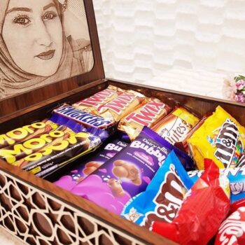 Intra απο ξύλο plywood 3mm-4mm πάχος - Εξατομικευμένο κουτί σοκολάτας Δίασταση 30x30 cm Intraeaxys-m1d6nmy7 - Image 3