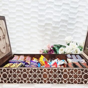 Intra απο ξύλο plywood 3mm-4mm πάχος - Εξατομικευμένο κουτί σοκολάτας Δίασταση 30x30 cm Intraeaxys-m1d6nmy7 - Image 4