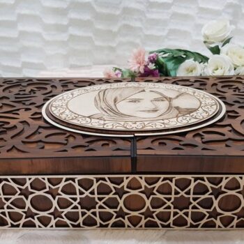 Intra απο ξύλο plywood 3mm-4mm πάχος - Εξατομικευμένο κουτί σοκολάτας Δίασταση 30x30 cm Intraeaxys-m1d6nmy7 - Image 5