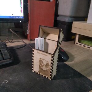 Intra απο ξύλο plywood 3mm-4mm πάχος - Ξύλινη τσιγαροθήκη Κουτί τσιγάρων Δίασταση 30x30 cm Intraeaxys-lopqvz67