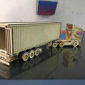 Intra απο ξύλο plywood 3mm-4mm πάχος - Scania R580 Δίασταση 30x30 cm Intraeaxys-eo4v89oj