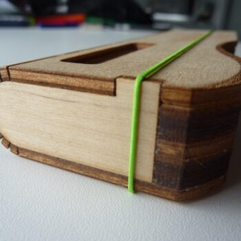 Intra απο ξύλο plywood 3mm-4mm πάχος - Ξύλινη θήκη στυλό Προσωποποιημένη συσκευασία δώρου Δίασταση 30x30 cm Intraeaxys-6o3yg4j7 - Image 4