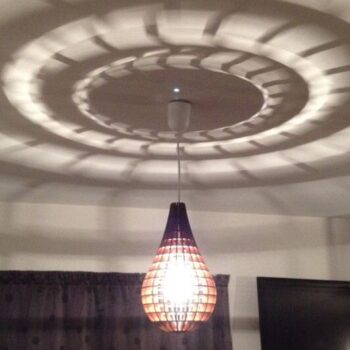 Intra απο ξύλο plywood 3mm-4mm πάχος - Κρεμαστό φωτιστικό Tear Drop Δίασταση 30x30 cm Intraeaxys-ro6rw2ox - Image 1