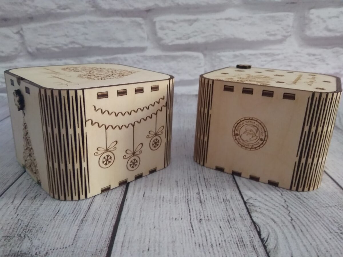 Intra απο ξύλο plywood 3mm-4mm πάχος - Κουτί παραμονής Χριστουγέννων Δίασταση 30x30 cm Intraeaxys-joedzx91