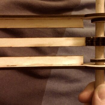 Intra απο ξύλο plywood 3mm-4mm πάχος - Καστάνια Κουδουνίστρα Δίασταση 30x30 cm Intraeaxys-51rry201 - Image 1