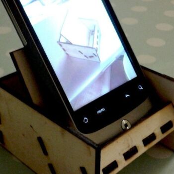 Intra απο ξύλο plywood 3mm-4mm πάχος - Βάση κινητού τηλεφώνου Δίασταση 30x30 cm Intraeaxys-ro6y6kq7 - Image 1