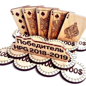 Intra απο ξύλο plywood 3mm-4mm πάχος - Τσιπ πόκερ Δίασταση 30x30 cm Intraeaxys-joedkrn1 - Image 1