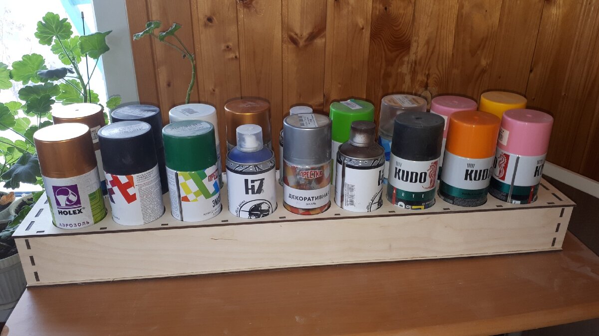 Intra απο ξύλο plywood 3mm-4mm πάχος - Ράφι αποθήκευσης για δοχεία ψεκασμού Δίασταση 30x30 cm Intraeaxys-e1gkw5vo