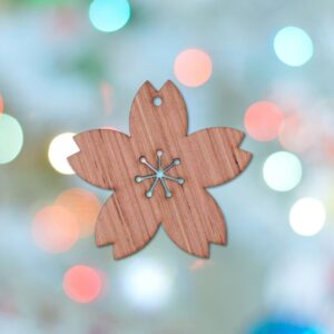 Intra απο ξύλο plywood 3mm-4mm πάχος - Χριστουγεννιάτικο στολίδι από λουλούδι ιβίσκου Δίασταση 10x10 cm Intraeaxys-qommp2ro