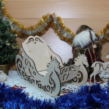 Intra απο ξύλο plywood 3mm-4mm πάχος - Ξύλινο Χριστουγεννιάτικο έλκηθρο και τάρανδος Δίασταση 30x30 cm Intraeaxys-91jde681 - Image 1