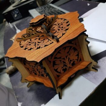 Intra απο ξύλο plywood 3mm-4mm πάχος - Ξύλινο εξάγωνο κουτί CNC πρότυπο λέιζερ δρομολογητή Αρχείο PDF Δίασταση 30x30 cm Intraeaxys-ro6y6l37 - Image 1