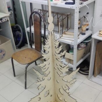 Intra απο ξύλο plywood 3mm-4mm πάχος - Τεχνητό Χριστουγεννιάτικο Δέντρο Μοντέρνο Χριστουγεννιάτικο Δέντρο Εναλλακτικές Κόντρα πλακέ 6mm Δίασταση 30x30 cm Intraeaxys-p7ymk927 - Image 1