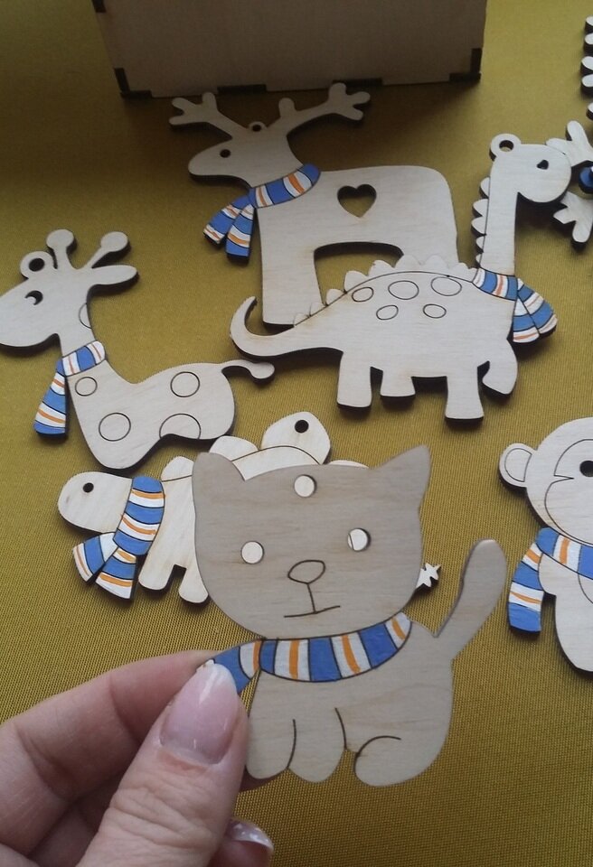 Intra απο ξύλο plywood 3mm-4mm πάχος - Μαγνήτες Χριστουγέννων Δίασταση 30x30 cm Intraeaxys-voq2ez5o