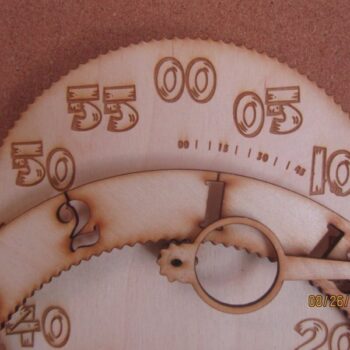 Intra απο ξύλο plywood 3mm-4mm πάχος - Ρολόι με γρανάζια Δίασταση 30x30 cm Intraeaxys-eox8lgx1 - Image 4