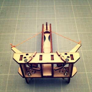 Intra απο ξύλο plywood 3mm-4mm πάχος - Τόξο Δίασταση 30x30 cm Intraeaxys-pok38xj7