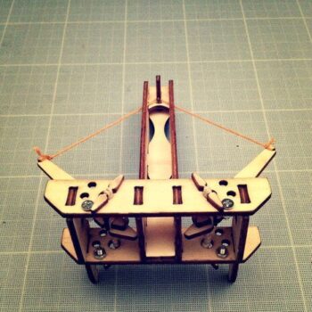 Intra απο ξύλο plywood 3mm-4mm πάχος - Τόξο Δίασταση 30x30 cm Intraeaxys-pok38xj7 - Image 1