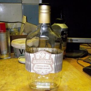 Intra απο ξύλο plywood 3mm-4mm πάχος - Κομψό σχέδιο ετικετών κρασιού Δίασταση 30x30 cm Intraeaxys-67wlz321