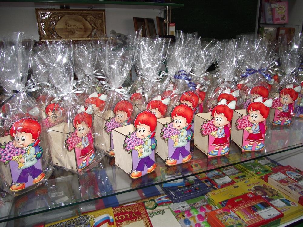 Intra απο ξύλο plywood 3mm-4mm πάχος - Διοργανωτής Μαθητής Δίασταση 30x30 cm Intraeaxys-r7vmepk7