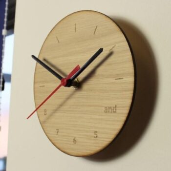 Intra απο ξύλο plywood 3mm-4mm πάχος - Dancer's Clock Δίασταση 30x30 cm Intraeaxys-qommq24o - Image 1
