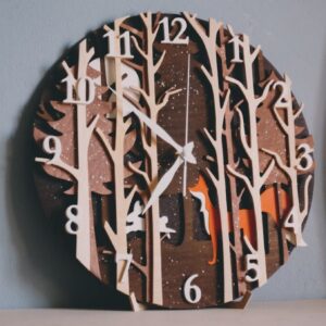 Intra απο ξύλο plywood 3mm-4mm πάχος - Πρότυπο ρολογιού Forest Fox Δίασταση 30x30 cm Intraeaxys-m1d62qx7