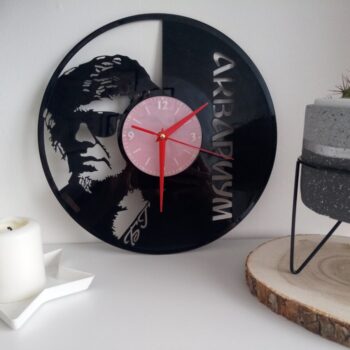 Intra απο ξύλο plywood 3mm-4mm πάχος - Ρολόι τοίχου με δίσκους βινυλίου ρωσικού ροκ συγκροτήματος Aquarium Аквариум Δίασταση 30x30 cm Intraeaxys-eo0q6891 - Image 1