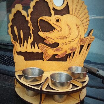 Intra απο ξύλο plywood 3mm-4mm πάχος - Podstavka Pod Stopki Ryba Δίασταση 30x30 cm Intraeaxys-e1gkw0yo - Image 1