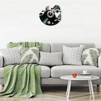 Intra απο ξύλο plywood 3mm-4mm πάχος - Ρολόι τοίχου Gnome Ρολόι δίσκου βινυλίου Δίασταση 30x30 cm Intraeaxys-m1d6n537 - Image 4