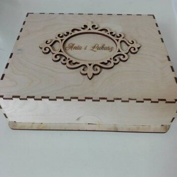 Intra απο ξύλο plywood 3mm-4mm πάχος - Κουτί δώρου Νέο αρχείο PDF 3 χιλιοστών Δίασταση 30x30 cm Intraeaxys-joeyg816 - Image 1