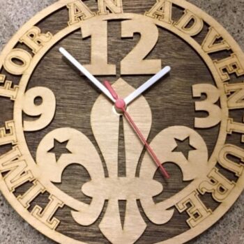 Intra απο ξύλο plywood 3mm-4mm πάχος - Cadre Horloge Scoute Δίασταση 30x30 cm Intraeaxys-joezy8o6 - Image 1