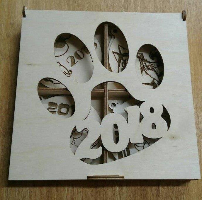 Intra απο ξύλο plywood 3mm-4mm πάχος - Κουτί 2018 Δίασταση 30x30 cm Intraeaxys-078rvq15