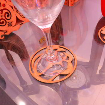 Intra απο ξύλο plywood 3mm-4mm πάχος - Αφηρημένο σχέδιο Ξύλινο σουβέρ Δίασταση 30x30 cm Intraeaxys-eoxl4kgo - Image 5