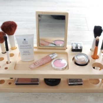 Intra απο ξύλο plywood 3mm-4mm πάχος - Οργανωτής μακιγιάζ Δίασταση 30x30 cm Intraeaxys-e1gmrv1l - Image 1