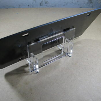 Intra απο ξύλο plywood 3mm-4mm πάχος - Σταντ πινακίδας κυκλοφορίας Δίασταση 30x30 cm Intraeaxys-voq2j9do - Image 1